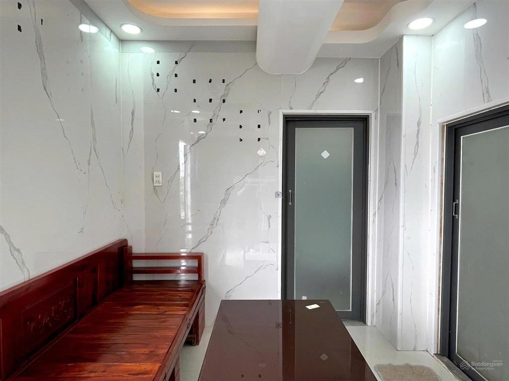 Cho thuê căn hộ 1 phòng ngủ full nội thất gần ngã tư thủ đức, hoàng diệu 2, metro