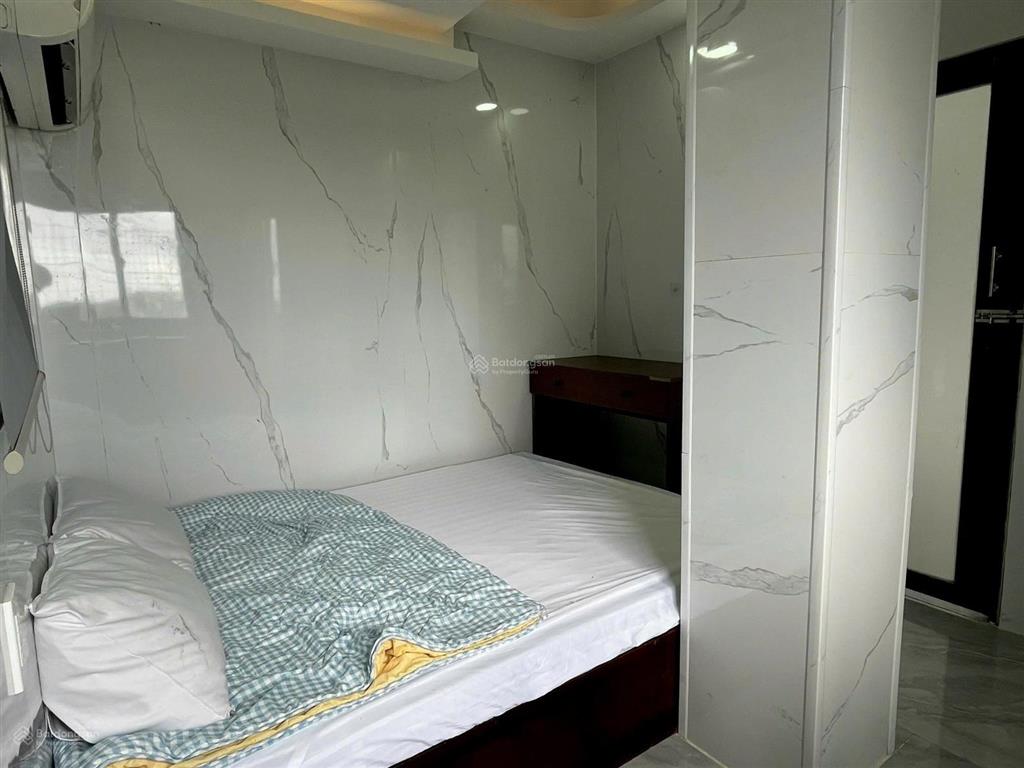 Cho thuê căn hộ 1 phòng ngủ full nội thất gần ngã tư thủ đức, hoàng diệu 2, metro