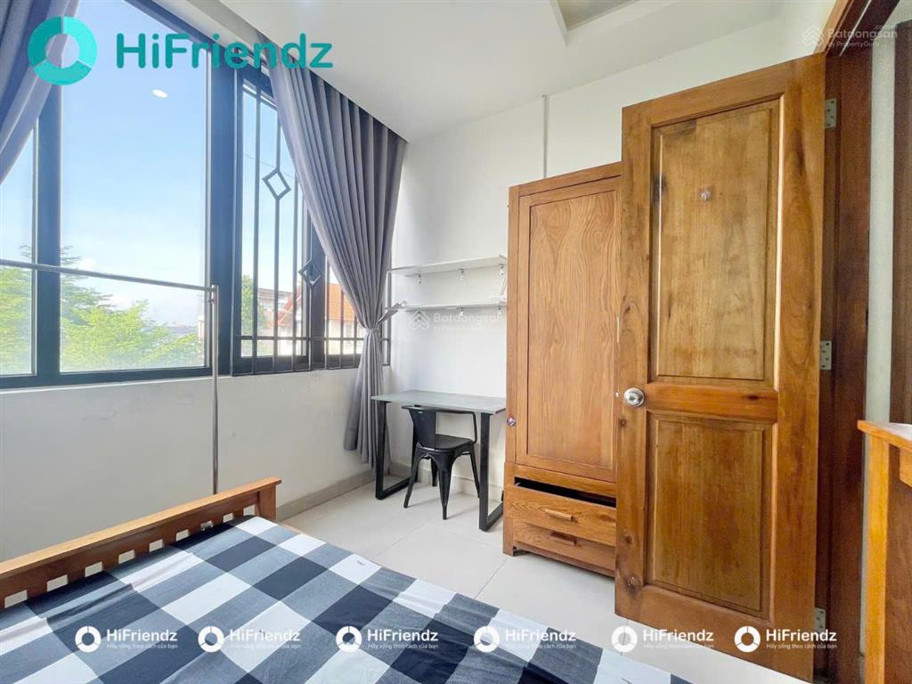 Căn hộ 2 phòng ngủ full nội thất nằm sát đường liên phường, gần vòng xoay phú hữu  global city