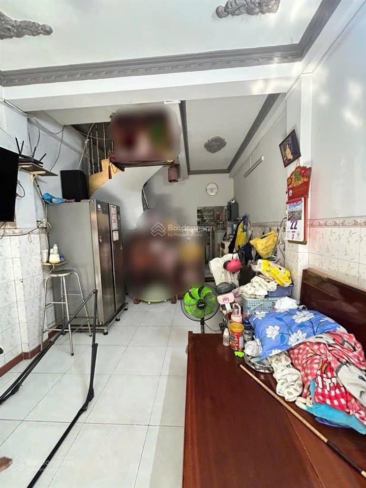 B.a'n nh.ahẻm 10m ô tô tránh ngay trung tâm hàn hải nguyên q.11 3.4 x 10 7.6 tỉ mô tả  v