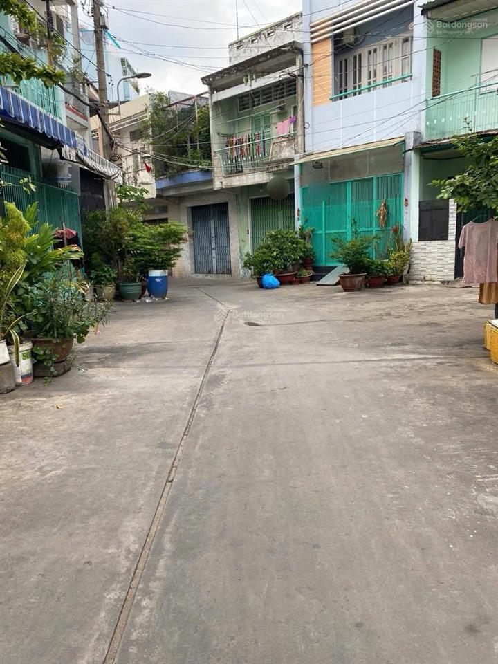 Bán nhà đường lạc long quân q. 11  có cửa sau 3,7 x 14m, 6,1 tỷ nhà 2 tầng sổ vuông vức, hẻm rộng