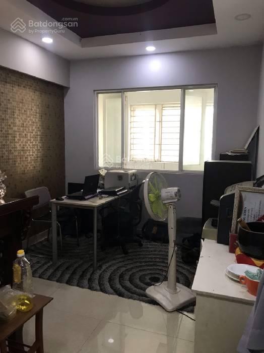 B.án nh.à nguyễn tiểu la q.10 nhà hẻm thẳng 3m thông dt 3 x 10 nở hậu trệt lửng 3 lầu sân