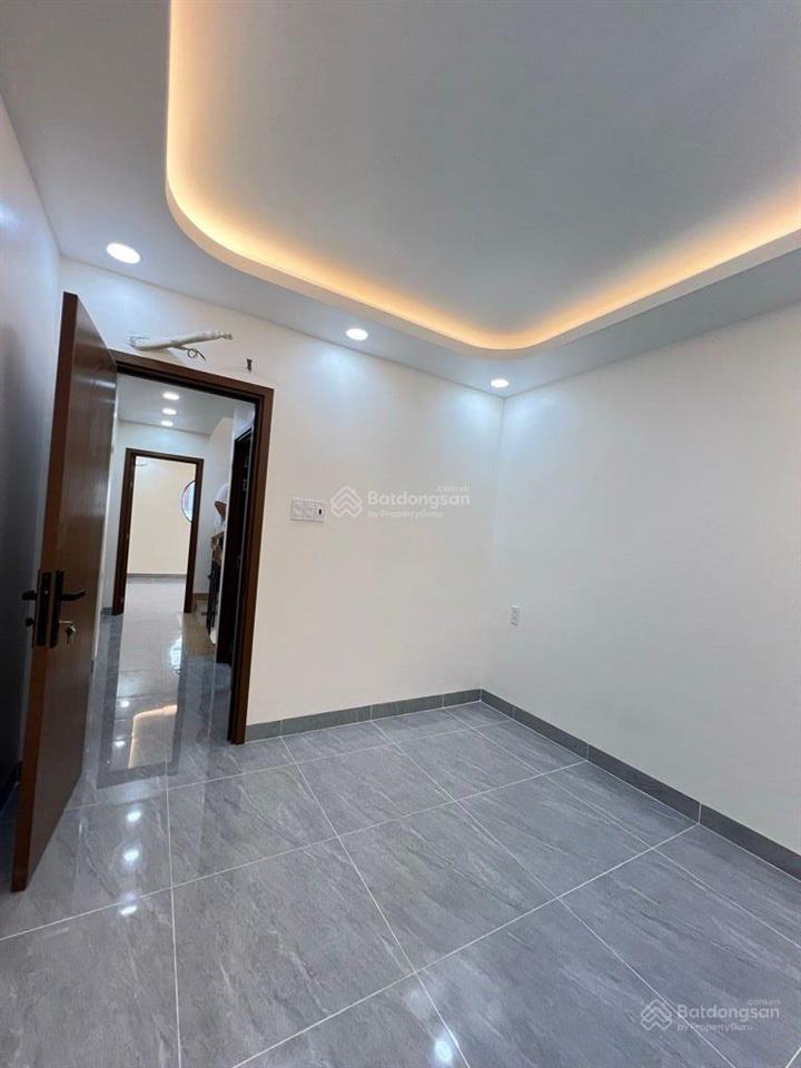 B.a'n nh.ahẻm ô tô tránh  nhà mới xây  chốt nhanh  bình tiênquận 6 3 x 10.5 5 tỉ nhỉnh mô