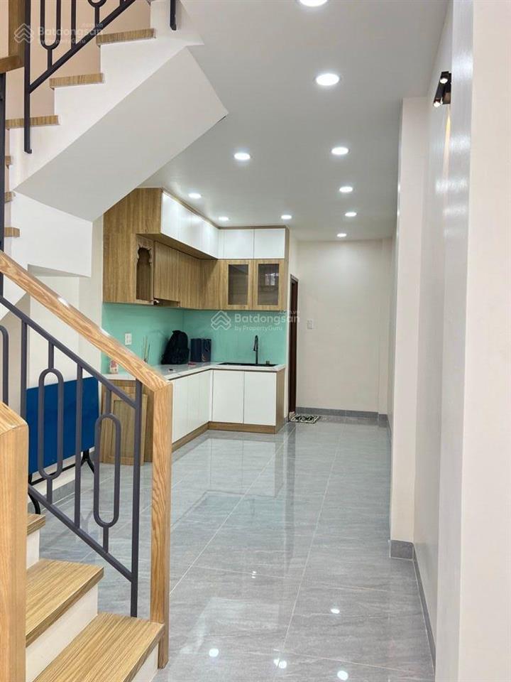 B.a'n nh.ahẻm ô tô tránh  nhà mới xây  chốt nhanh  bình tiênquận 6 3 x 10.5 5 tỉ nhỉnh mô