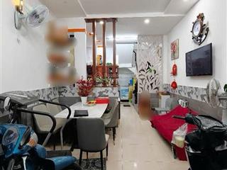 B.a'n nh.à gần mặt tiền ba tháng hai quận 11 diện tích 40m(3.6 x 11) kết cấu 3 tầng btct mới đ