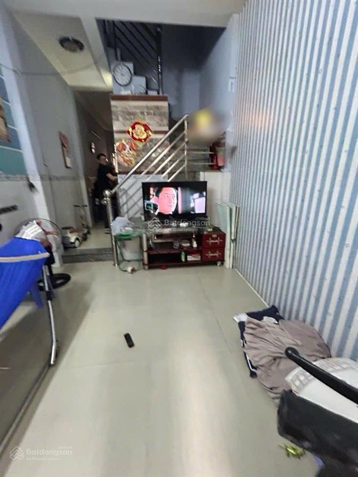 Bán nhà phạm văn chí q6  5.4 *16m, chỉ 4.5 tỷ  dt lớn giá tiền nhỏ mô tả  nhà trệt + lầu