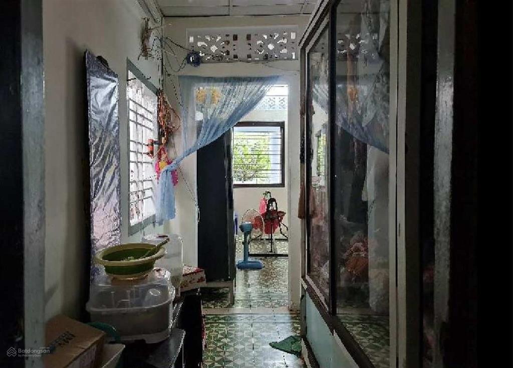 Bán nhà lò gốm 120m2 diện tích lớn thích hợp xây căn hộ dịch vụ 6.5 x 20 nở hậu 8.7m, 9.8 tỷ
