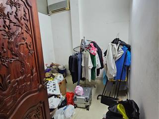 Bán nhà tân hoà đông, q6, 82m2  hẻm ba gác thông  ngang 4.5 dài 18m + nhà cấp 4 còn mới đẹp dọn