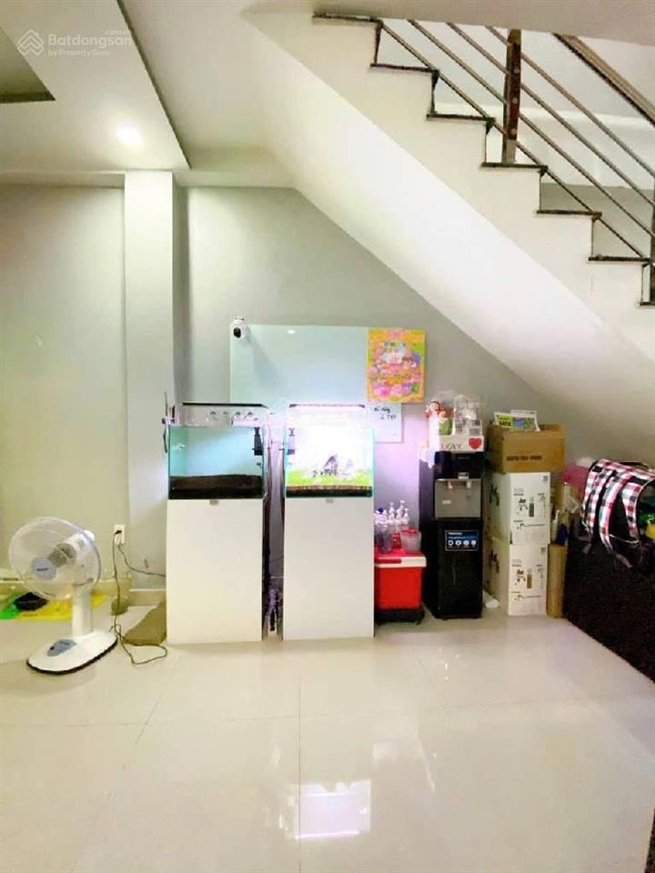 Bán nhà mới 2 tầng đẹp ở ngay  trung tâm quận 10  ngay lê hồng phong với hùng vương  46m  h