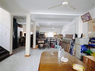 Bán nhà mặt tiền an dương vương, p.4, q.5
 dt (8 x 20)  7 tầng
 shr  gần đh sư phạm, đh sài