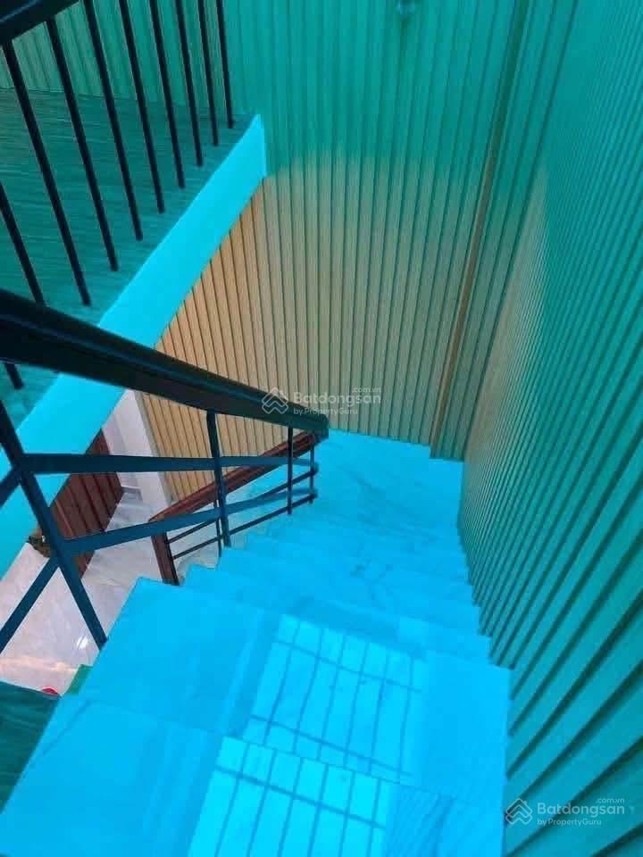 Bán nhà mt trần bình trọng  trần phú 3.95 x 11 nở hậu 4.05, 8.58 tỷ  nhà 1 trệt 1 lầu, 1wc
 shr