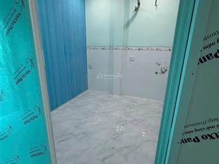 Cho thuê nhà tân hoá q. 6. dtsd 88m2. 1 trệt 1 lầu. 12tr/th. hẻm 5m thông thích hợp ở, mở vp cty