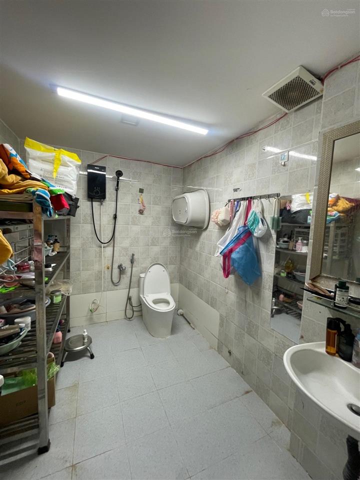 Bán nhà vườn rộng rãi tân hoá 128m2, ngang 10m hiếm có tại quận 11 chỉ 8,5 tỉ tl