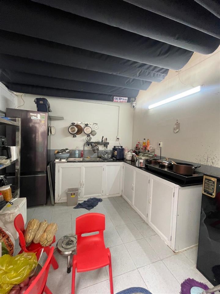 Bán nhà vườn rộng rãi tân hoá 128m2, ngang 10m hiếm có tại quận 11 chỉ 8,5 tỉ tl