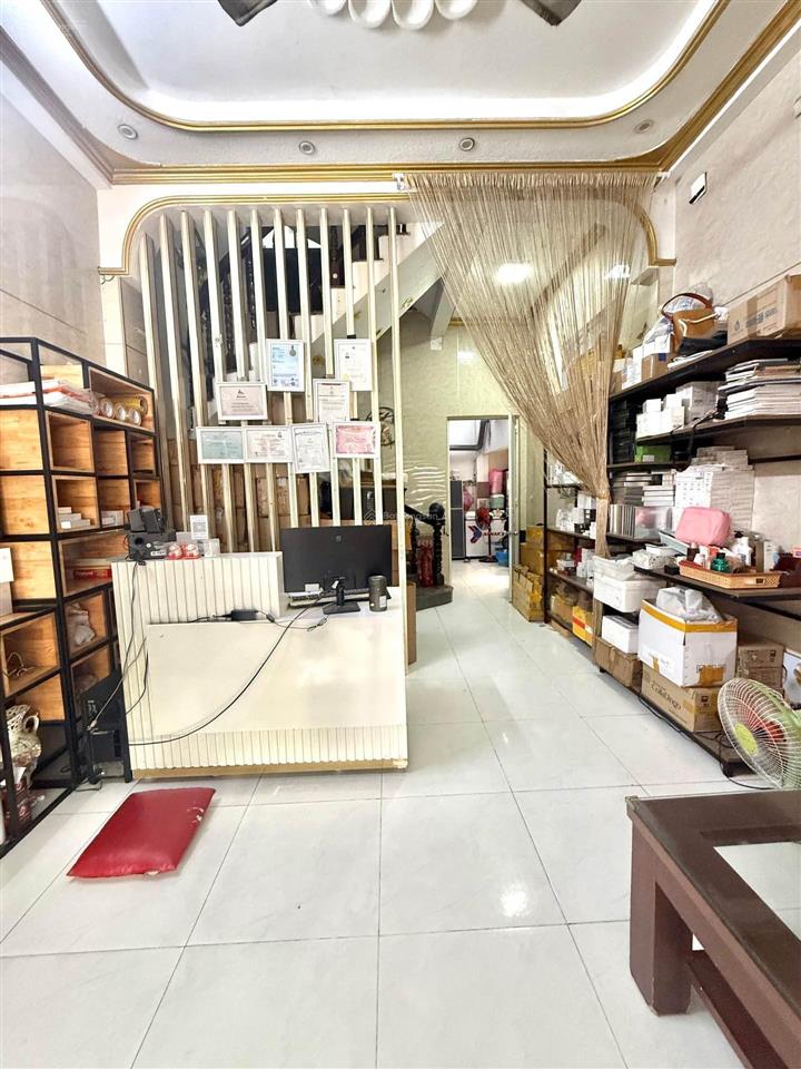 Bán nhà ông ích khiêm góc 2 mặt hẻm 5.5 x 13 nh 5.9 + trệt 2 lầu sân thượng + hẻm xe hơi thông