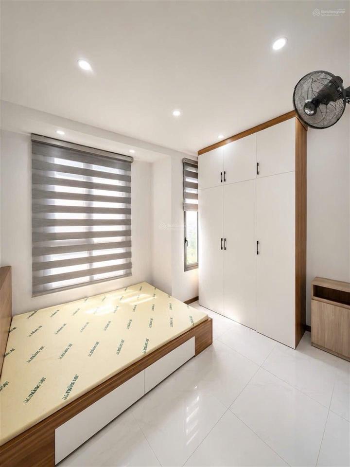 Bán nhà 3 tầng  nguyễn tri phương q.10  hẻm 4m  an ninh  khu kd sầm uất  gần chợ, trường học