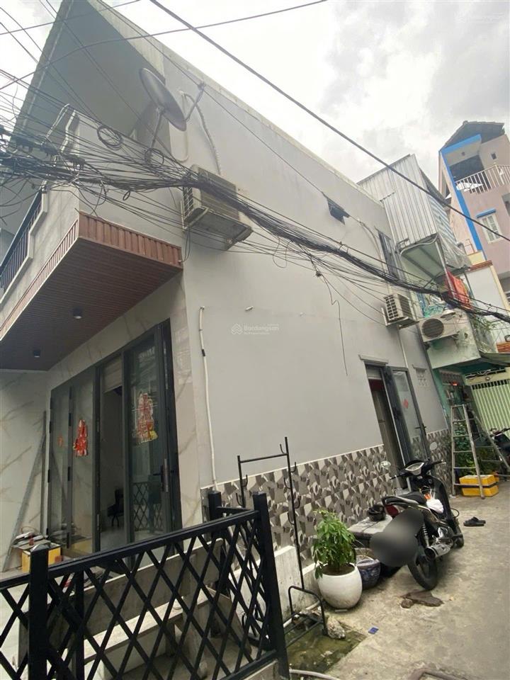 Bán nhà quận 6 tân hoà đông
 hxh cách 30m
 ưu điểm căn góc 2 mặt thoáng
 dt 5m x 8.5m
 công