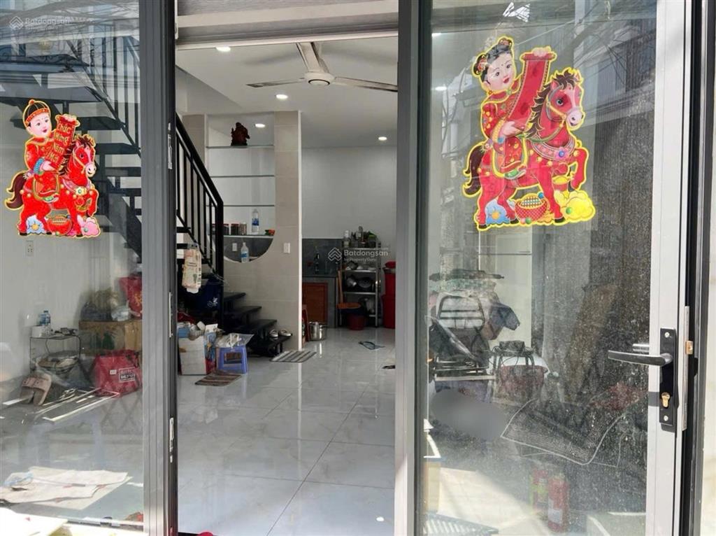 Bán nhà quận 6 tân hoà đông
 hxh cách 30m
 ưu điểm căn góc 2 mặt thoáng
 dt 5m x 8.5m
 công