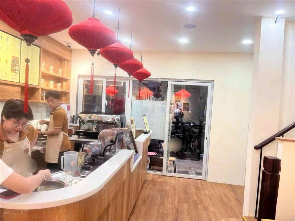 Bán nhà mt đường 3/2 có sẵn dòng tiền 45tr/th dt 40.1m2 (ngang rộng 5.74m nở hậu 6.13m)