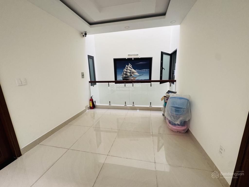 Bán nhà biệt thư lô góc  quận 6  gần vòng xoay phú lâm  hồng bàng  nguyễn văn luông