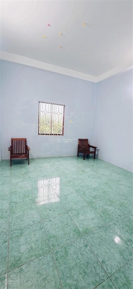 Bán nhà mới ở ngay hòa bình, kế bên q.11
hẻm nhựa 9m có lề 2m, 4m x 17m, 3 tầng,
sổ a4, không l