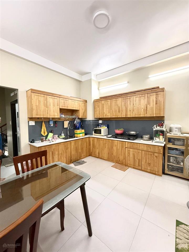 Bán nhà mt khu tên lửa  gần công viên phú lâm 80m (4 x 20m) 4 tầng  giáp q6 chỉ 10,7 tỷ