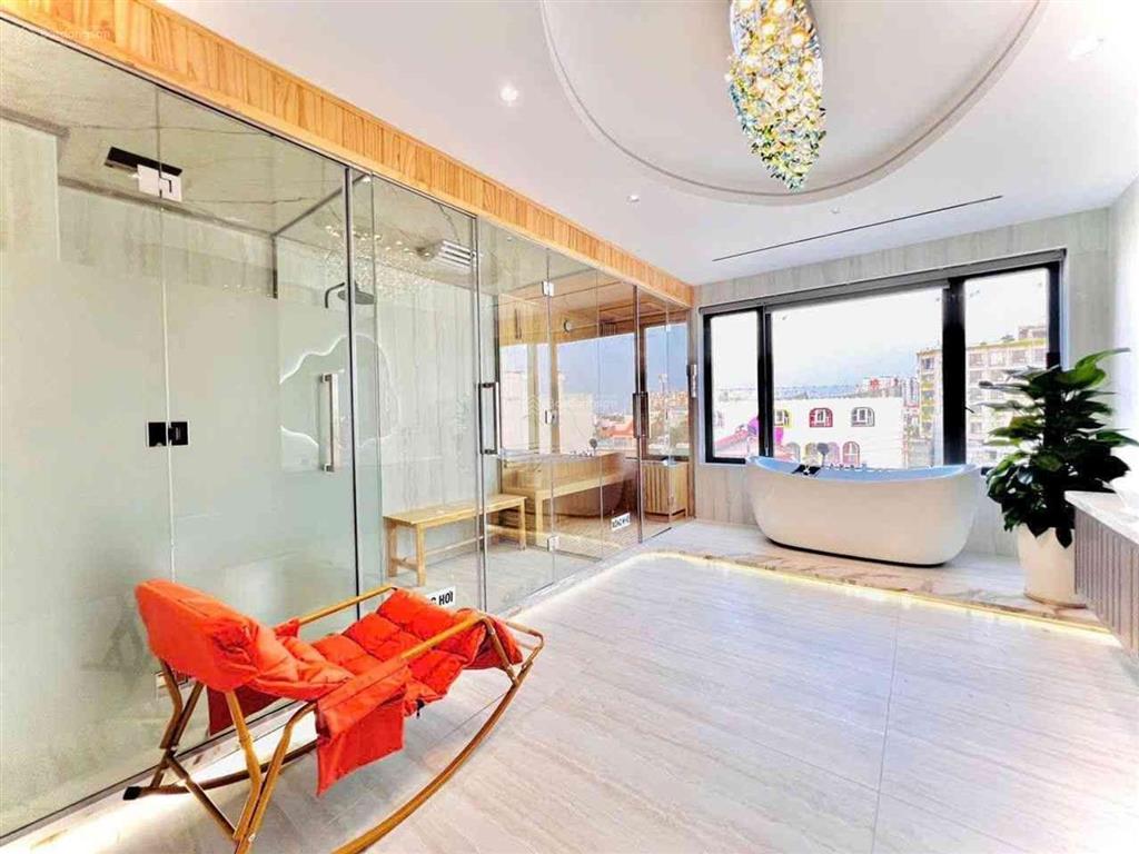 Bán nhà mới keng giáp q. 6 gần chợ phú lâm hẻm xe hơi ngang 5m x 15m  5 tầng  thiết kế hiện đại
