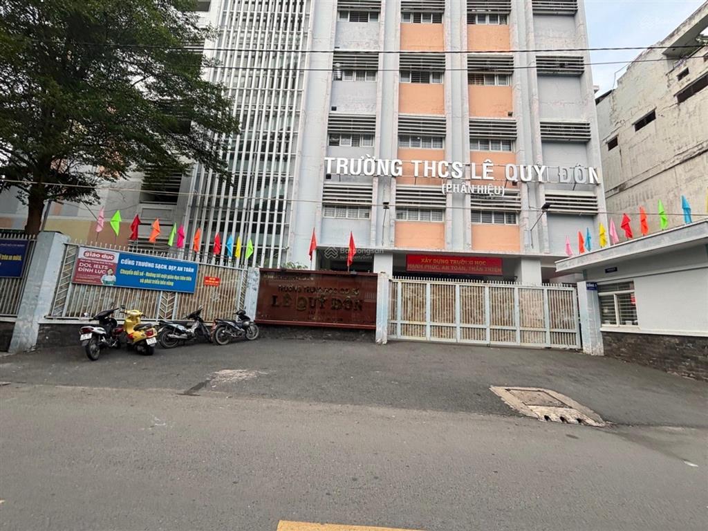 Bán nhà 2 tầng  31m2  hxh  gần ngã 4 lạc long quân  âu cơ, liền kề trường học lê quý đôn  t