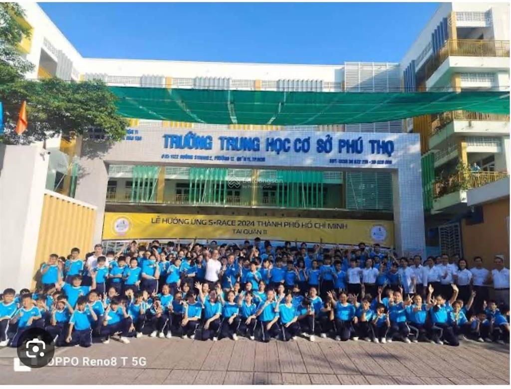Bán nhà ngay khu kd vịt quay q.11
tạ uyên  3 tháng 2  hẻm 6m  3tầng btct  4pn  nhà mới vào ở