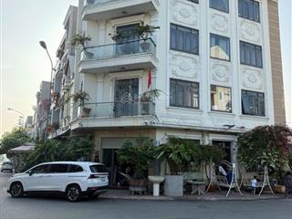 Bán biệt thự, đường quốc lộ 1k,sát làng đại học, 5 tầng, 72m2, 8,6 tỷ hàng hiếm tại giá tốt