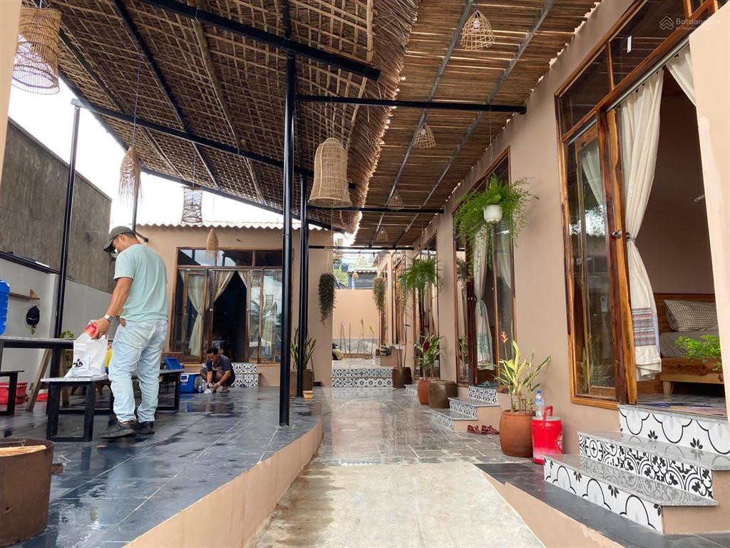 Bán căn homestay ven biển sông cầu