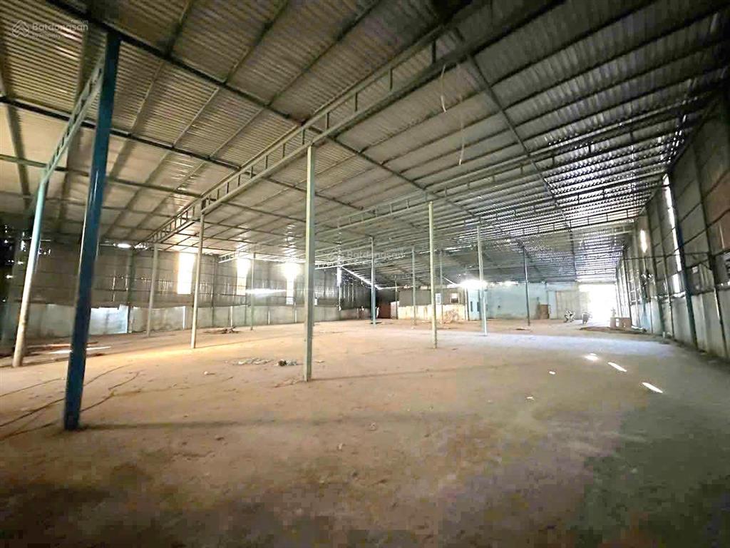 Bán xưởng mặt tiền tl826 chợ rạch kiến long hòa cần đước long an 1.750m2 ngang 28m có xưởng hết đất
