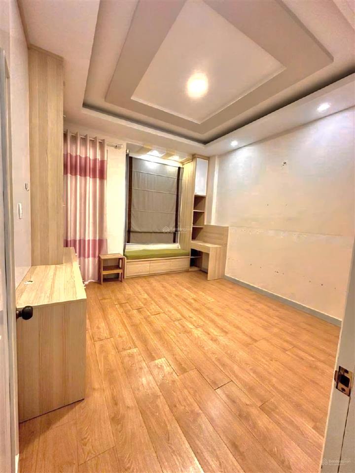 Hơn 8ty, ngã tư phú nhuận. căn hộ dịch vụ, hẻm xe hơi 6m đậu cả đêm 43m2 5 tầng 5pn. phan đăng lưu