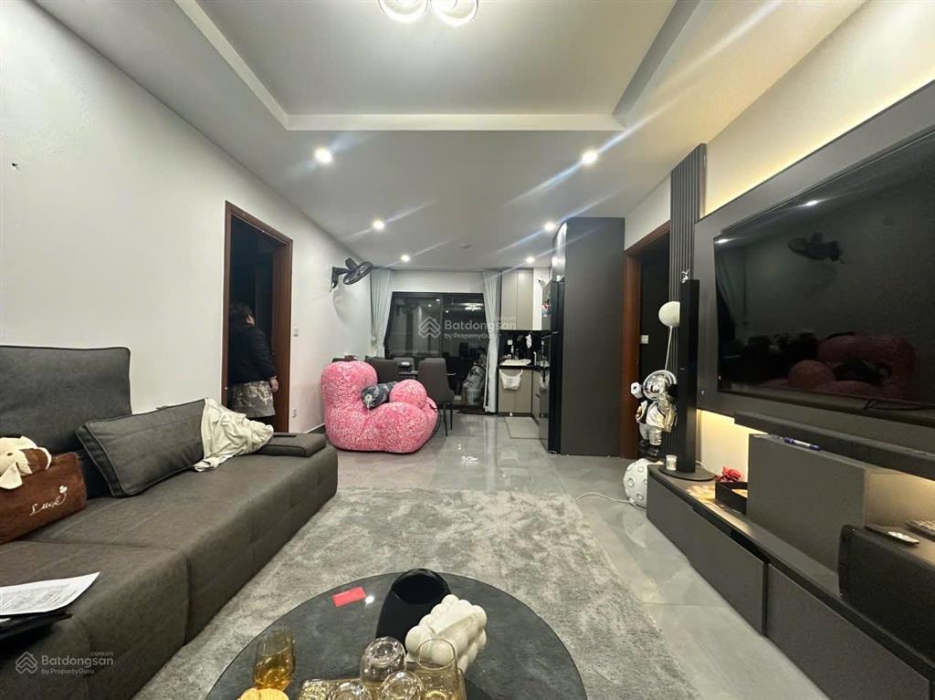 Bán nhà mặt ngõ ô tô tránh. p hoàng văn thái, 5 tầng, dt 48m2, chỉ hơn 16 tỷ