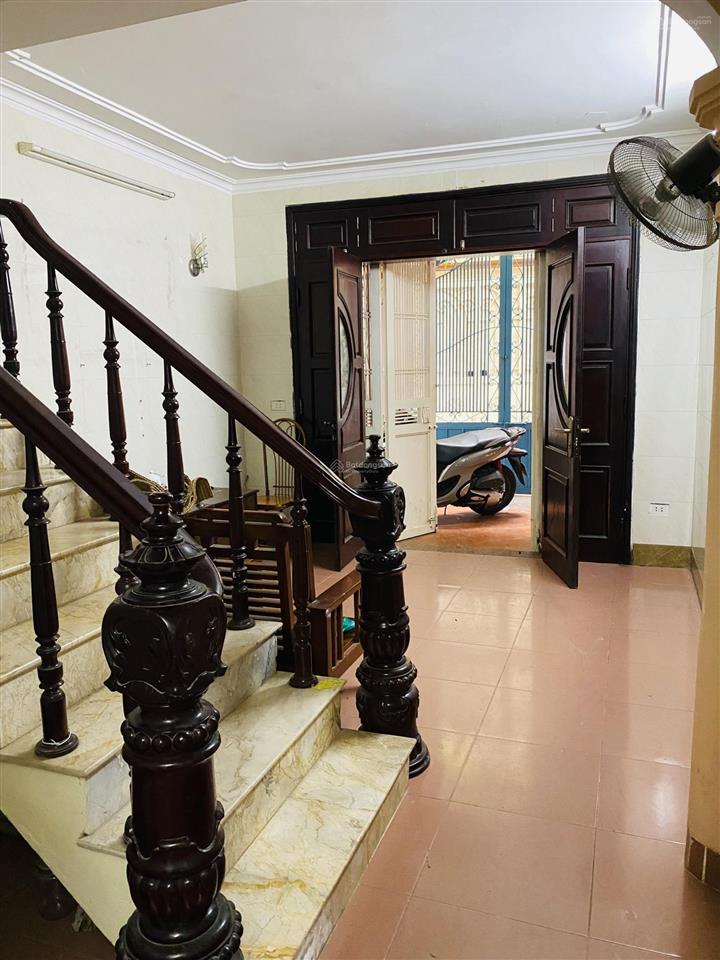 Bán gấp nhà 3 tầng vương thừa vũ, thanh xuân, dt 50m2, ô tô đỗ, vào nhà, cực hiếm! chỉ nhỉnh 19 tỷ