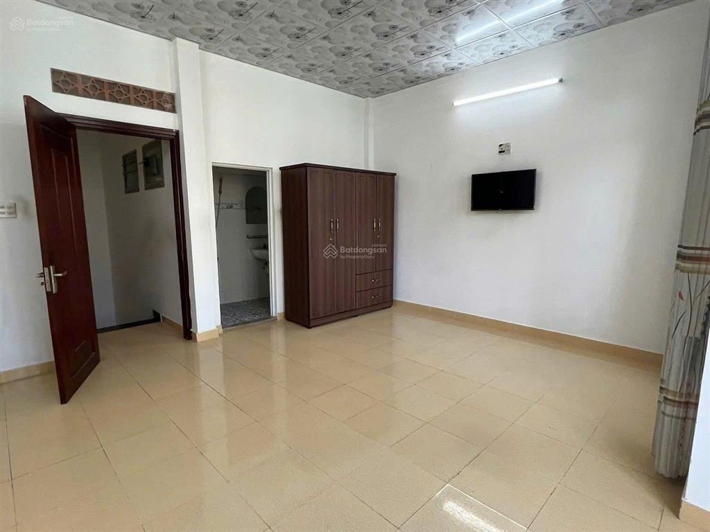 Cho thuê nhà nguyên căn phía bắc nha trang gần chung cư hoàng quân