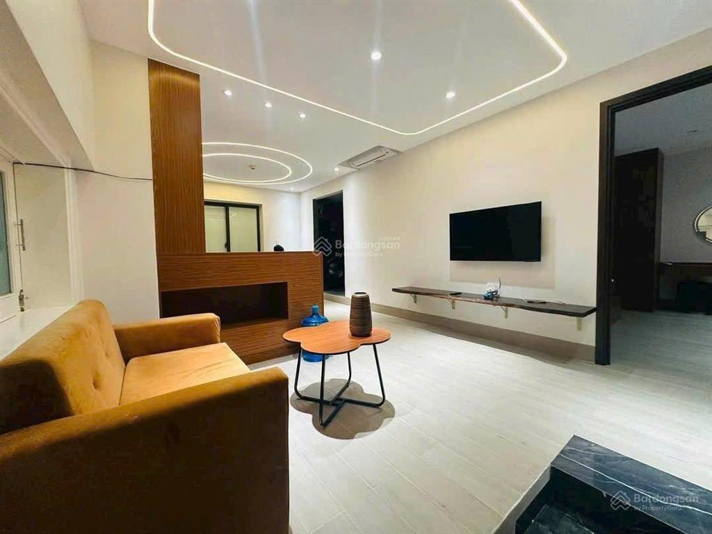 Cho thuê căn hộ 2 phòng ngủ chung cư 60 nguyễn thiện thuật