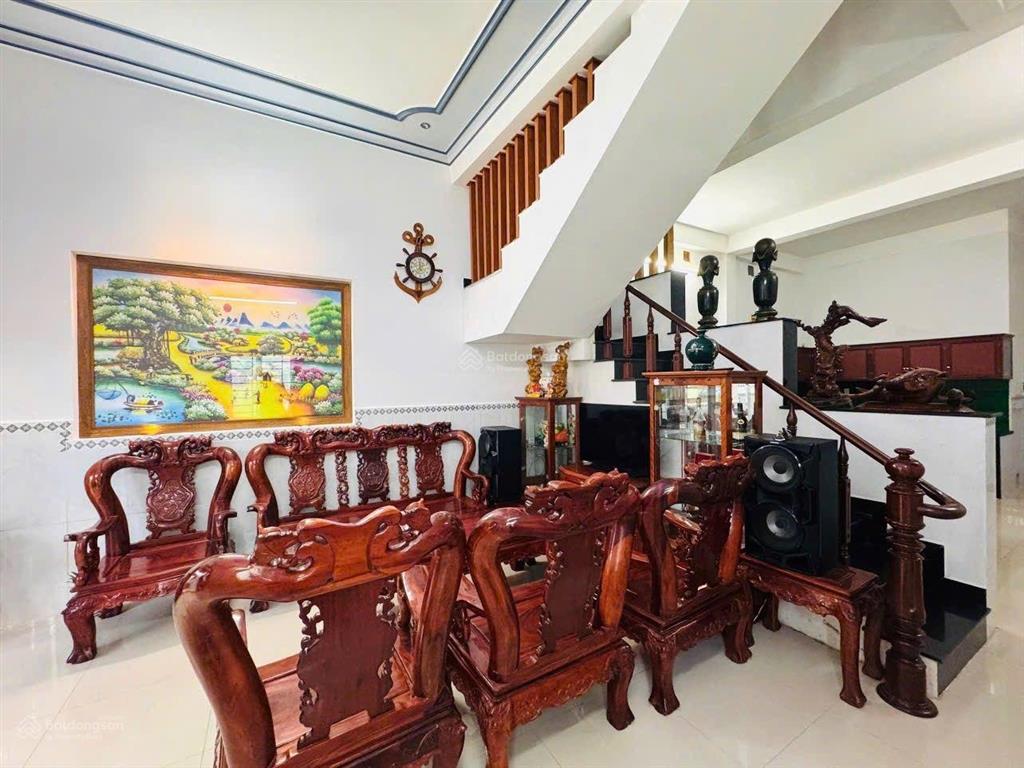 Bt cho thuê nhà đường đặng lộ vĩnh hải, bắc nha trang