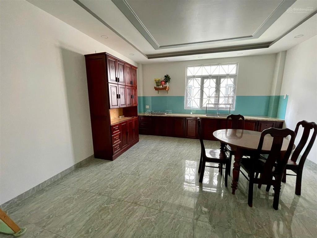 Bđs cho thuê nhà 3 tầng kđt hà quang 2  nam nha trang