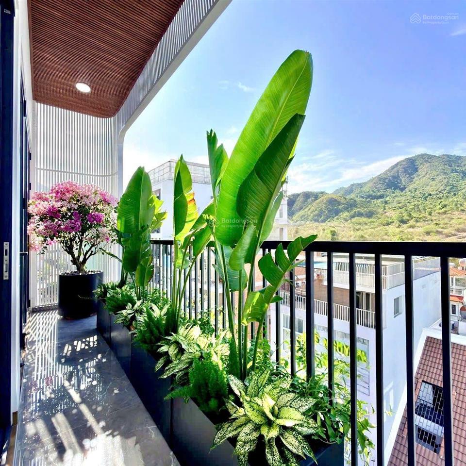 Cho thuê penthouse 1 phòng ngủ riêng phía bắc nha trang
