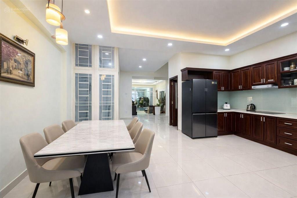 Hiếm, chính chủ 1 đời nguyễn thị thập, diện tích khủng 135m, cạnh phú mỹ hưng