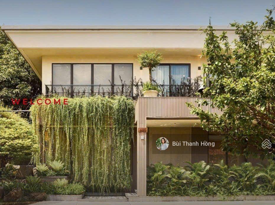 Bán biệt thự khu phú gia full nội thất cao cấp, 330m2 , chỉ 150 tỷ