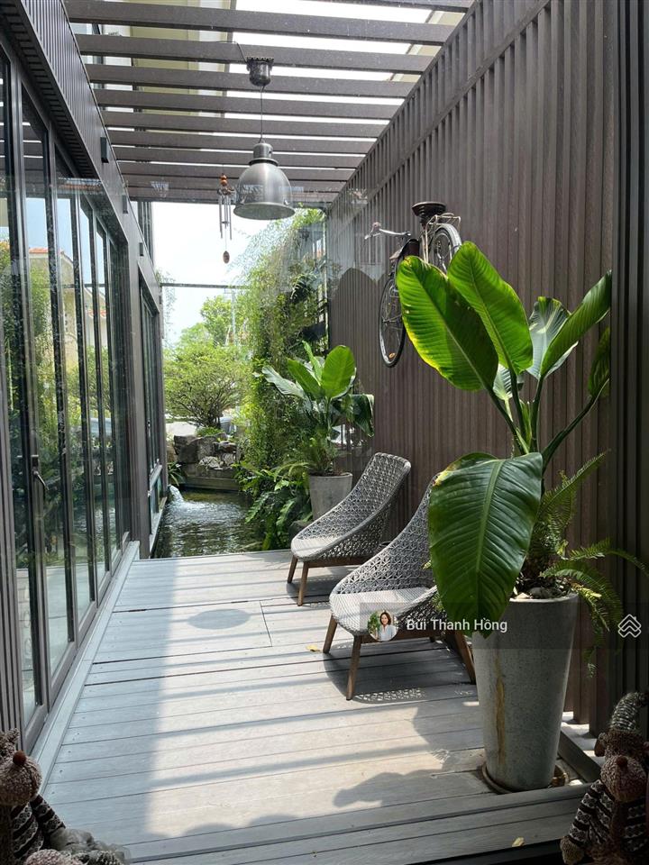 Bán biệt thự khu phú gia full nội thất cao cấp, 330m2 , chỉ 150 tỷ