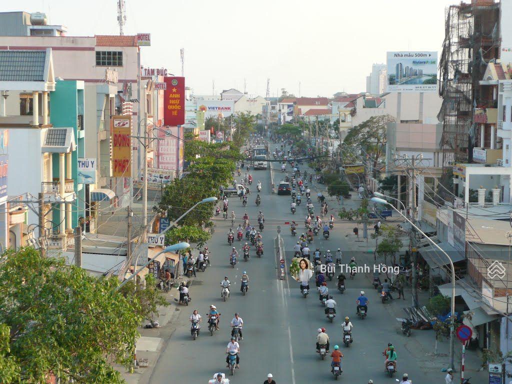 Bán nhà q.7, hẻm 4m, 5x16, 3 tầng, chỉ 7.9 tỷ, sát vách phú mỹ hưng