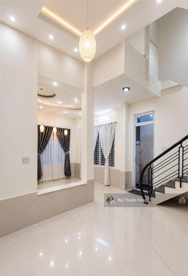 Bán nhà 3 tầng, 8.5x11, giá 8.8 tỷ, p.tân hưng, trần xuân soạn, q7