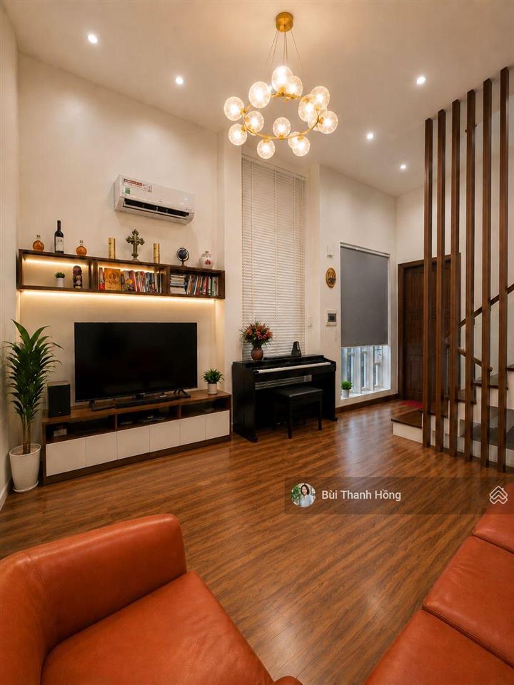 Bán nhà hẻm 5m, 50m2, 5 tầng, 4pn, huỳnh tấn phát, p.phú thuận, q.7