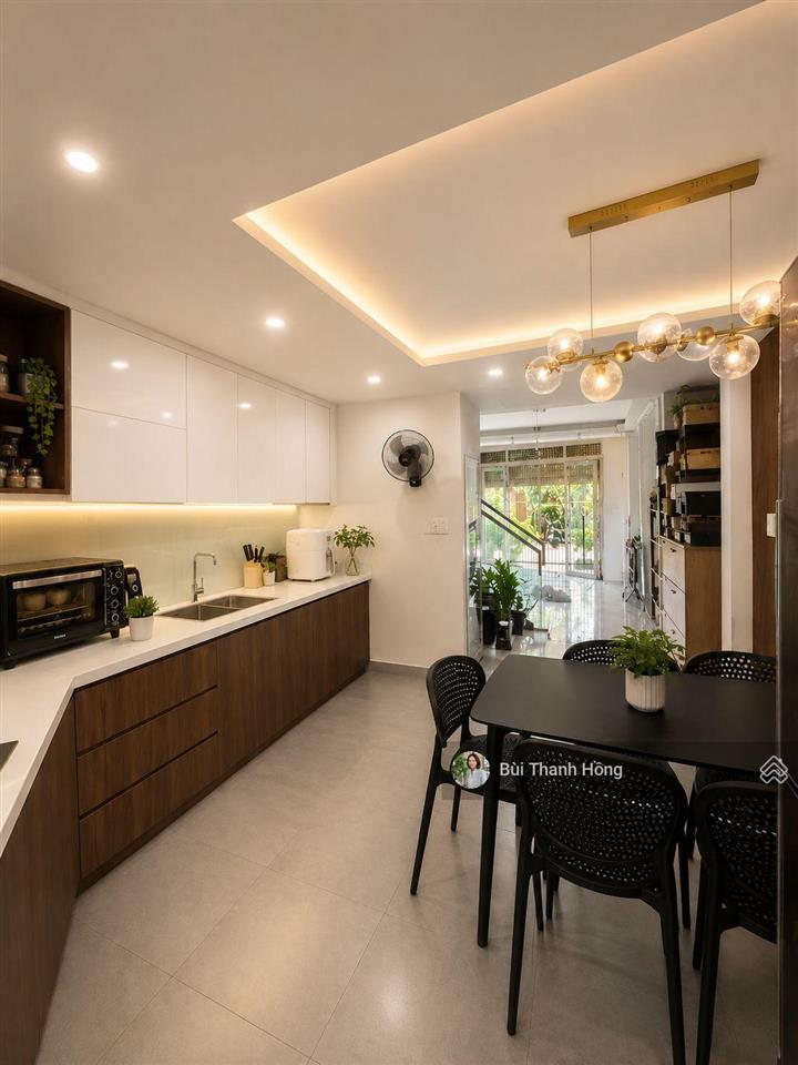 Bán nhà hẻm 5m, 50m2, 5 tầng, 4pn, huỳnh tấn phát, p.phú thuận, q.7