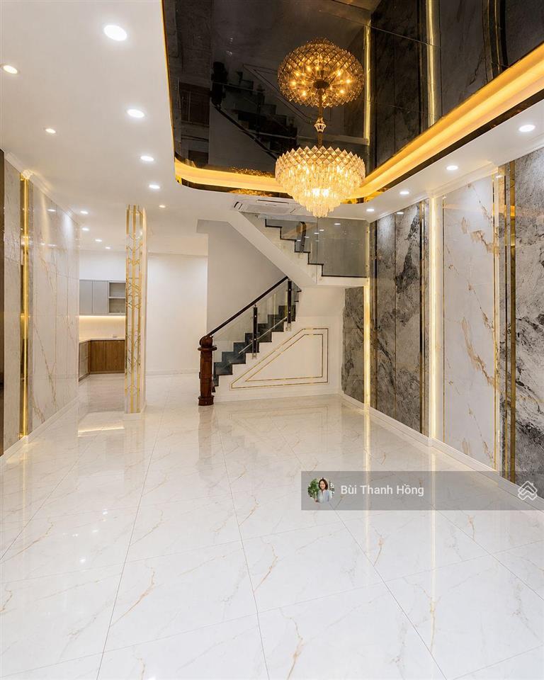 Bán nhà ngang 7.5 x 15, 3 tầng, 6pn, giá 16.8 tỷ, nguyễn thị thập, q.7