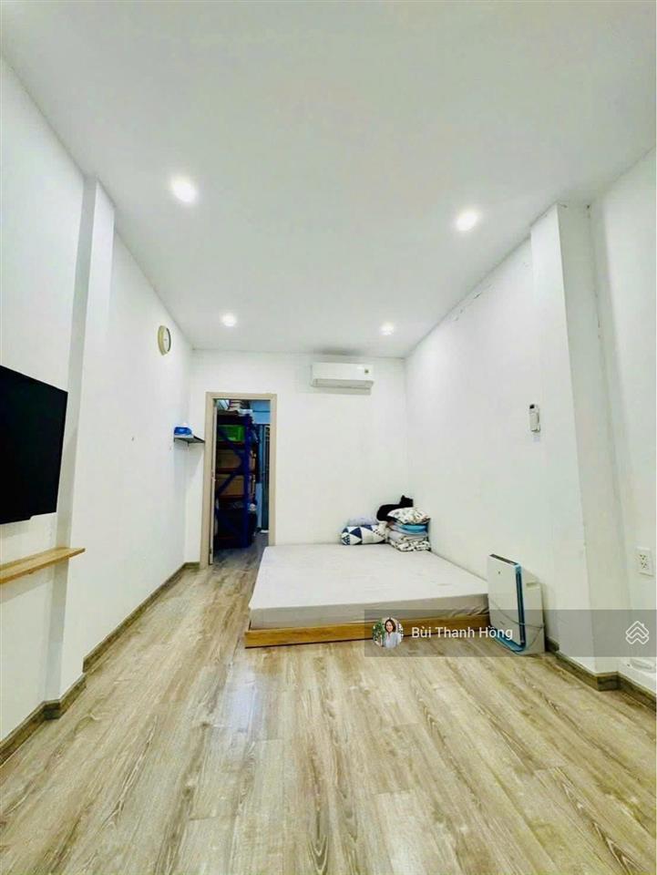 Bán nhà 80m2, 1 trệt 2 lầu sân thượng, 4pn, hẻm xe hơi đổ nhựa tới nhà, gần trường tiểu học, 5.5 tỷ