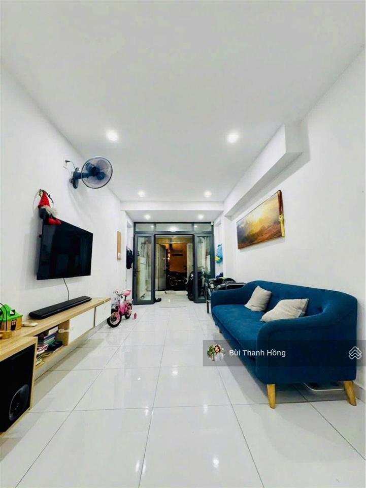 Bán nhà 80m2, 1 trệt 2 lầu sân thượng, 4pn, hẻm xe hơi đổ nhựa tới nhà, gần trường tiểu học, 5.5 tỷ